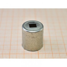 Колпачек магнетрона, d=15 мм, квадратное отверстие малое